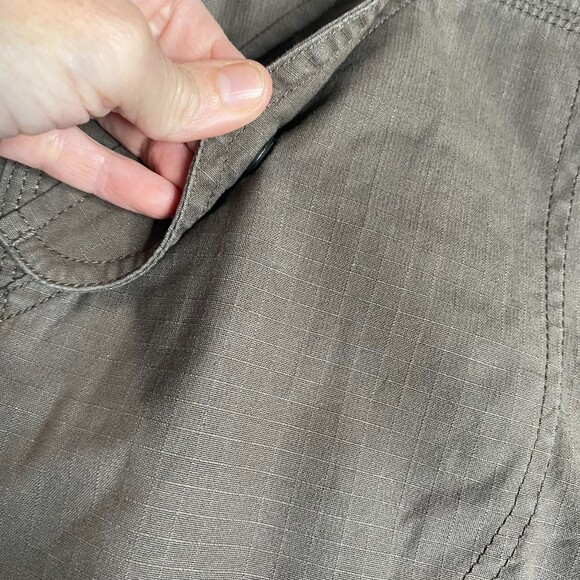 MEC Mountain Equipment Co-Op Brown Capri Cargo Ripstop Hiking Pants 6 - Picture 5 of 13